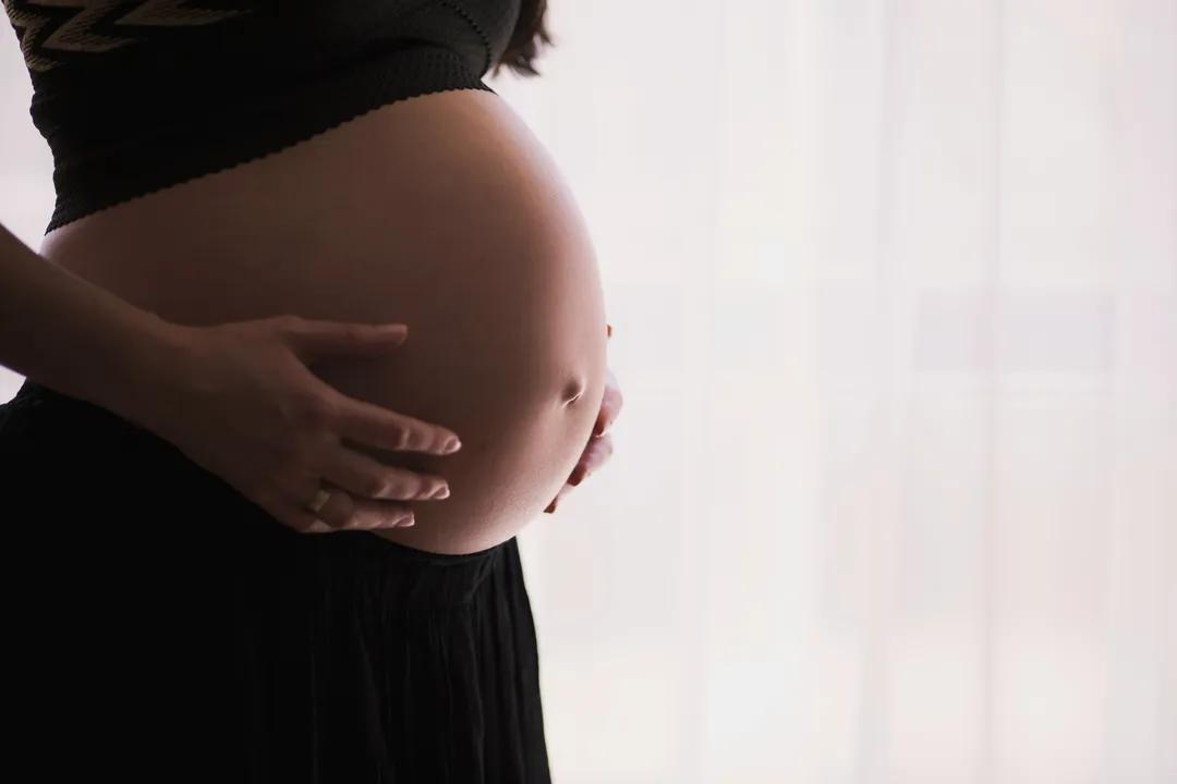 pregnancy-parallax illustration 5